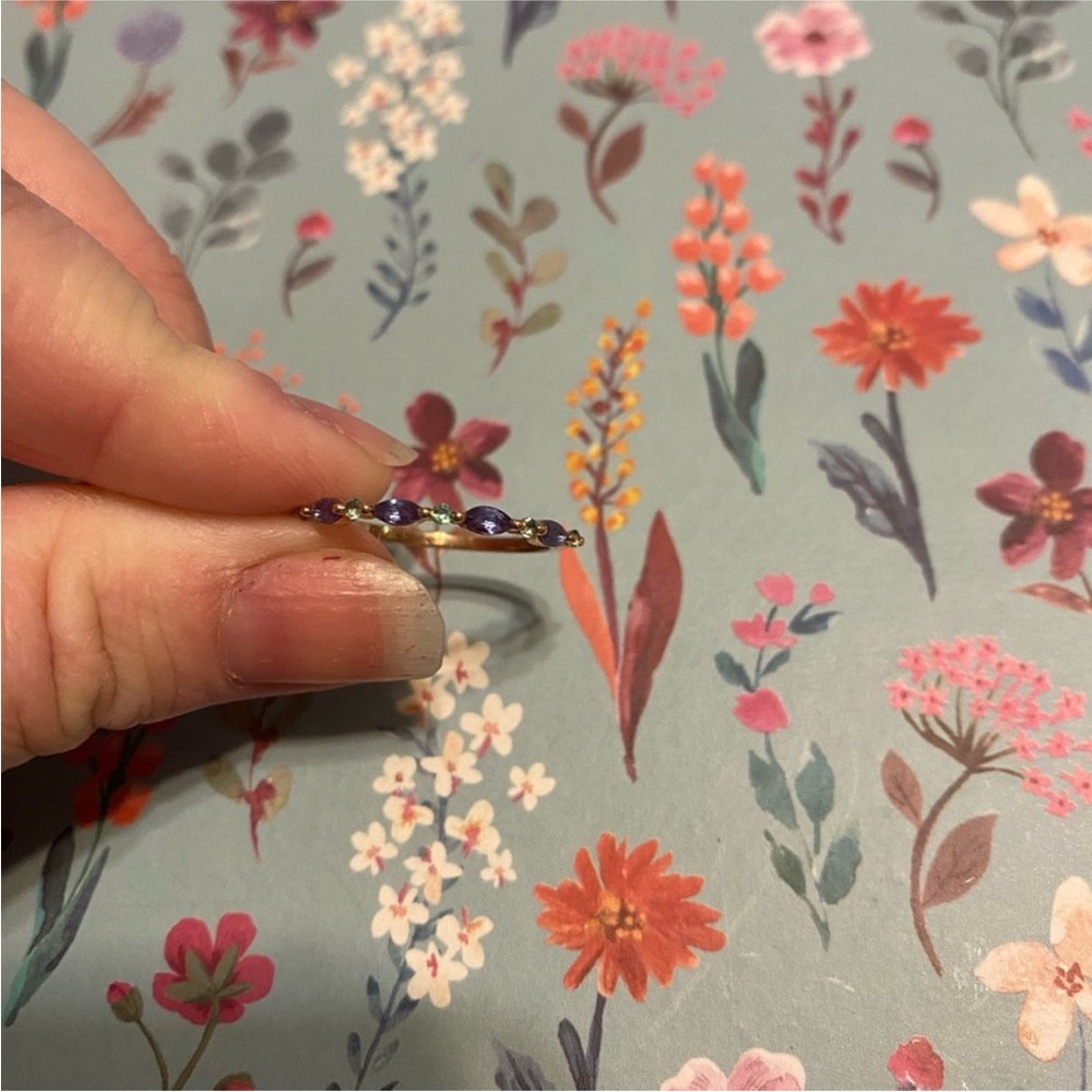 10k gold lab created emerald & alexandrite ring